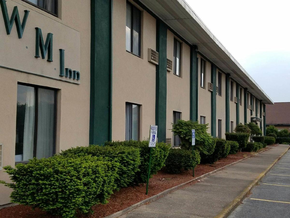 Woonsocket Motor Inn Exterior photo